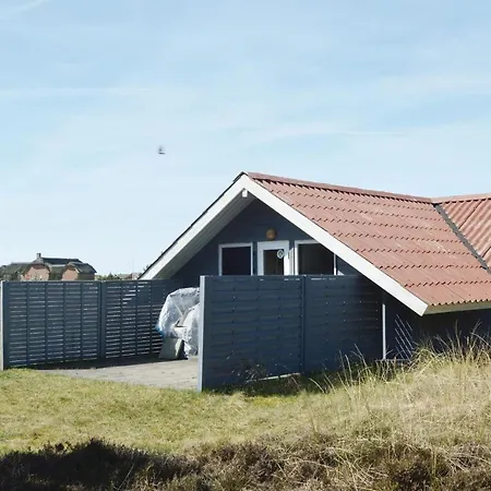 Two-bedroom Holiday In Hébergement de vacances *