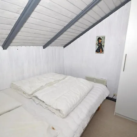 Hébergement de vacances Two-bedroom Holiday In Blåvand